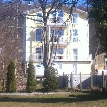 בית הארחה Ruegen